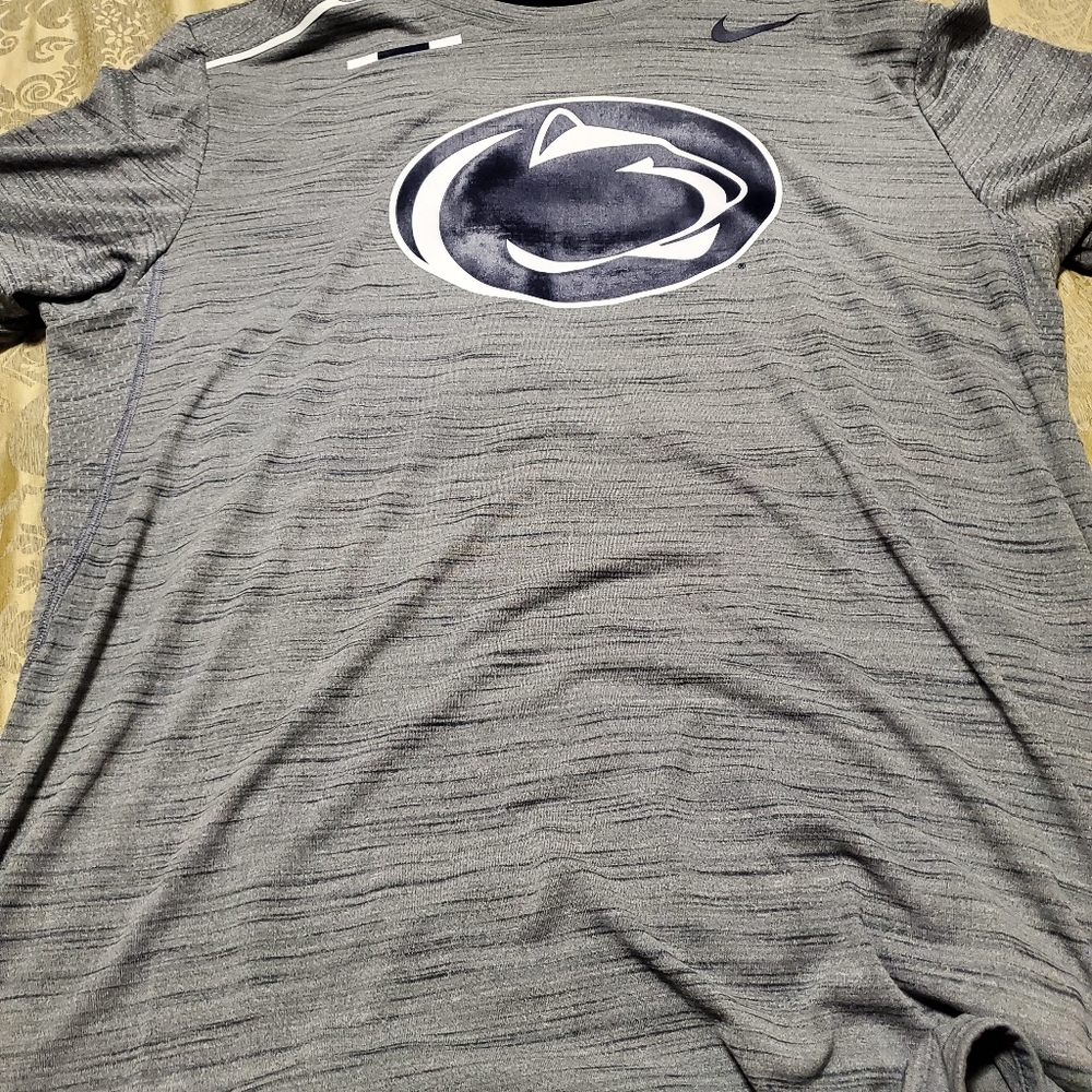 Nike Dri Fit Penn State shirt